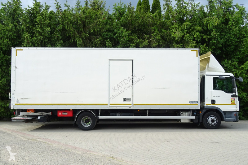 MAN TGL 12.190 Euro 6 kontener 20 pal winda...