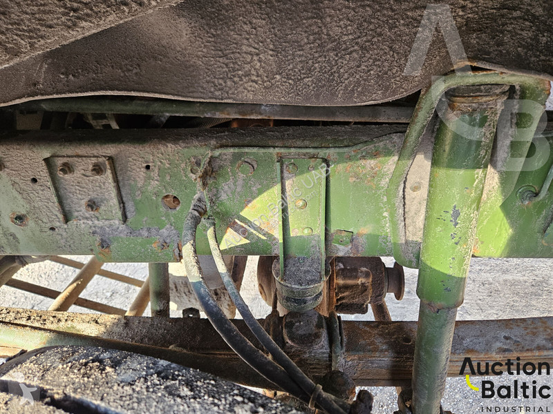 Kamión Volkswagen VW-MAN 8.136
