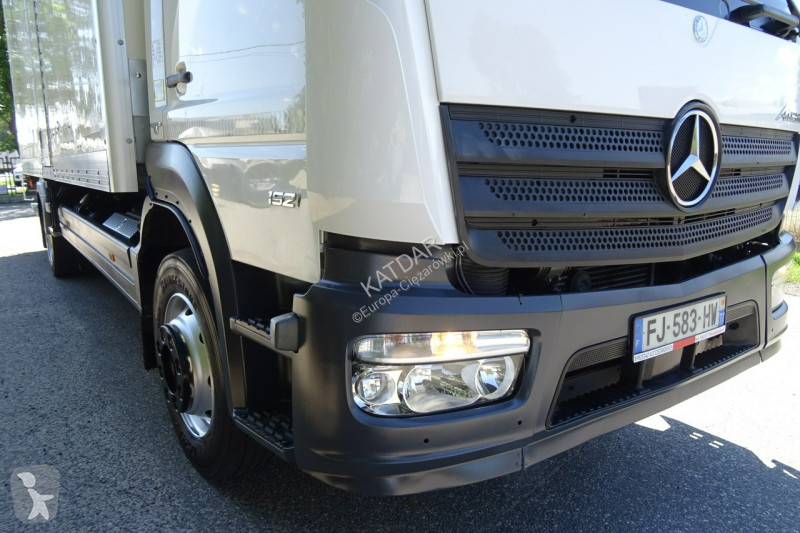 شاحنة Mercedes 1521 Euro 6 kontener 20p....