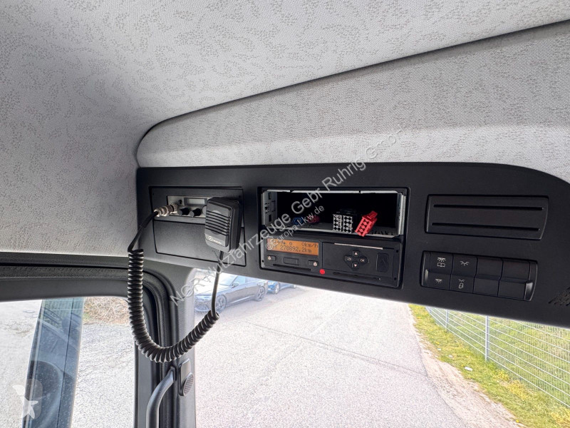 Camion Mercedes 6X2 Plateau 7,40m + 1,00 m...