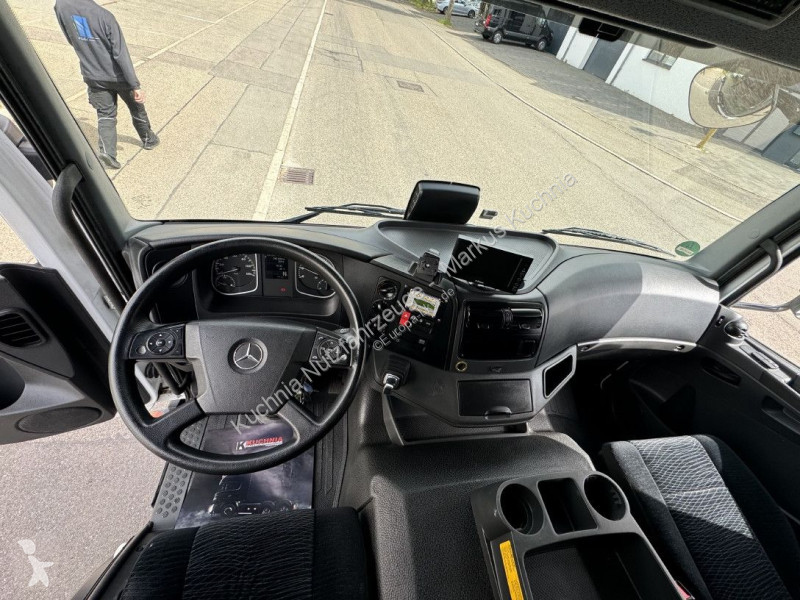 شاحنة Mercedes 1524 L-Haus Tiefkühlkoffer 6,9m...