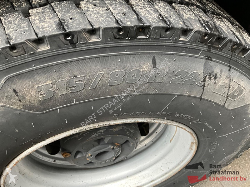 Lastbil Scania 360 B 6X4*4 met 10m³ 2 zijden...