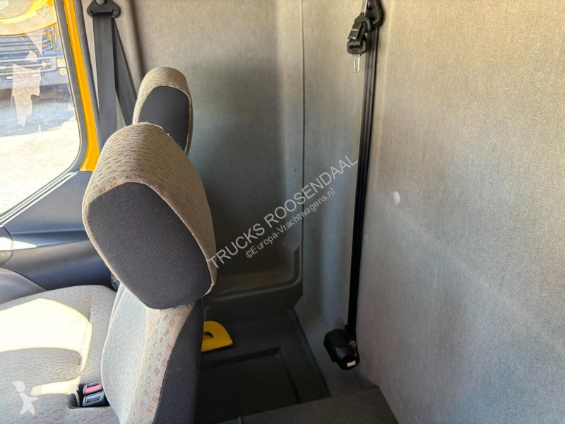 شاحنة Renault 220 DXI + CARRIER XARIOS 600 +...