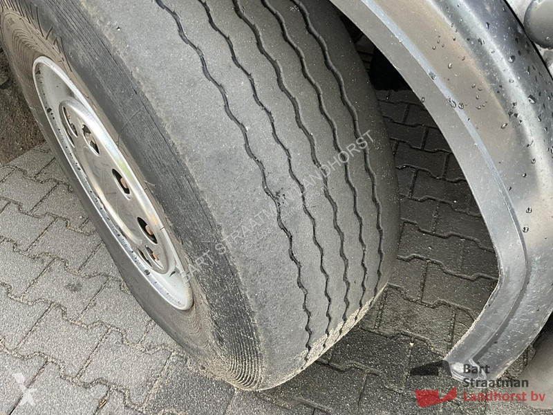 Lastbil Ginaf X5250 TS 10x4 met geisoleerde...