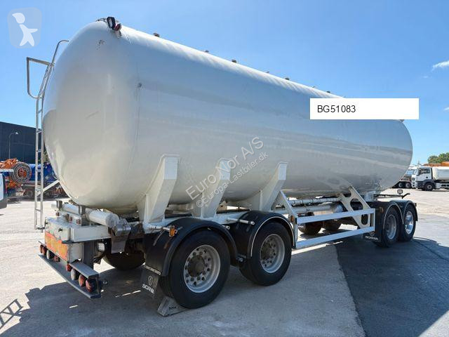 شاحنة  SCANIA R500 NGS 6x2 26 m3 Silo + HMK...