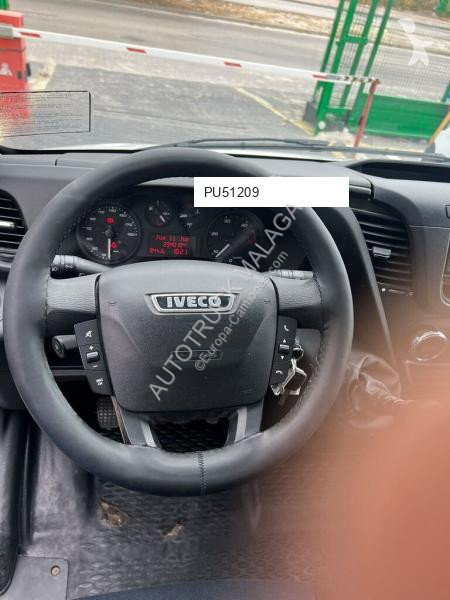 شاحنة Iveco 70C15 BOTELLERO