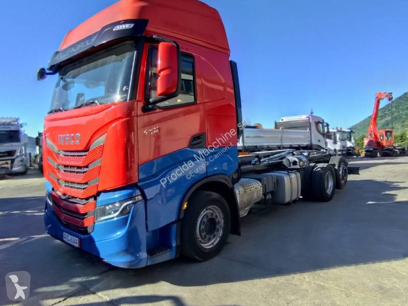 شاحنة Iveco