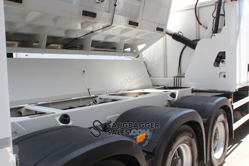 شاحنة Mercedes 3251 RSP Saugbagger 2023
