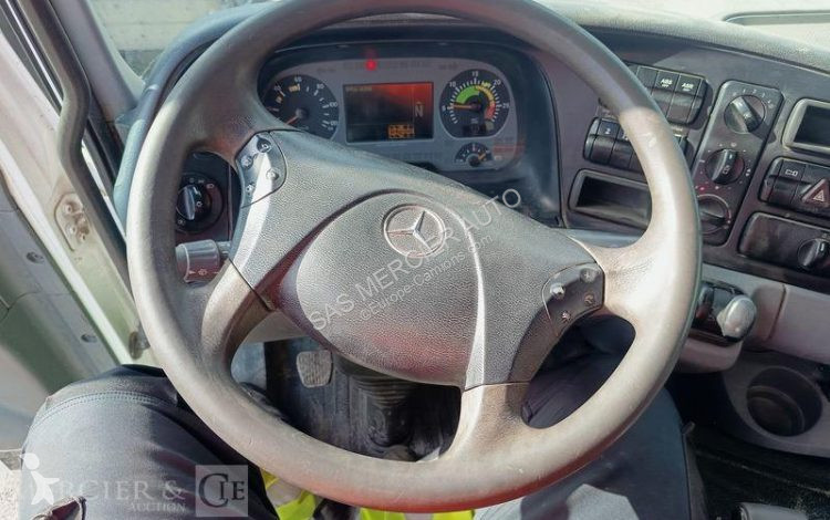 شاحنة Mercedes