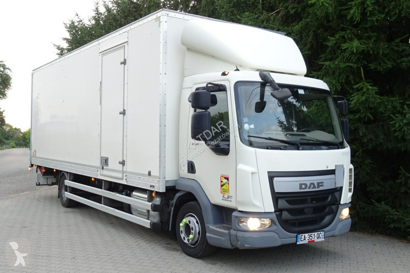 شاحنة DAF LF 220 Euro 6 kontener 18p winda...