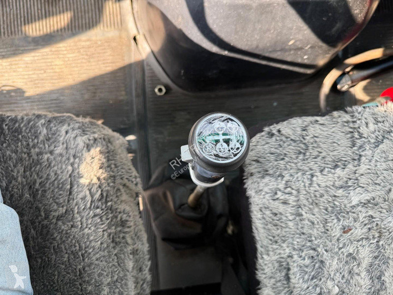 شاحنة Volvo 6X4 Robson-Drive + TANK 14.000 LITER