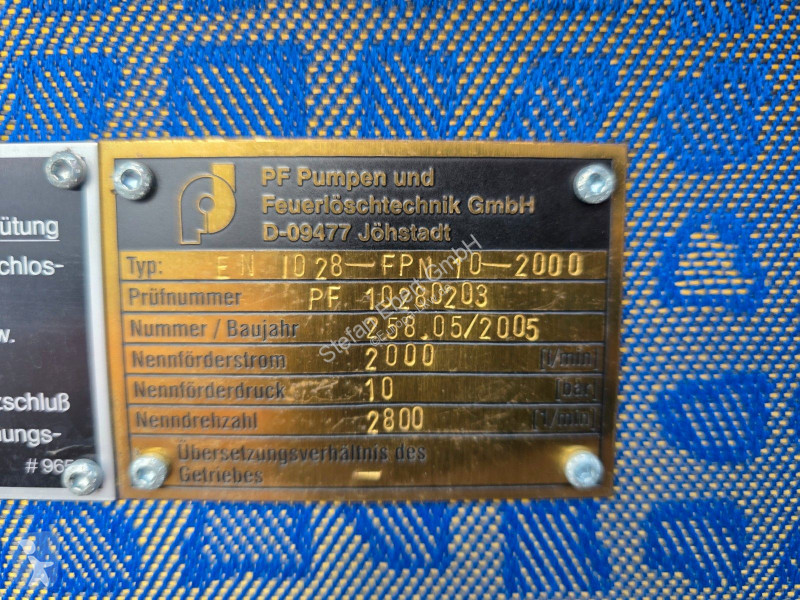 شاحنة MAN LE Feuerwehr Schaum-Löschfahrzeug...