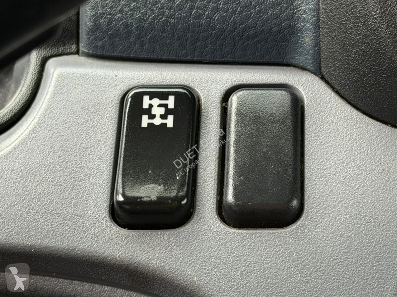 شاحنة Mitsubishi Fuso 4x4 9C18 3.0/175KM...