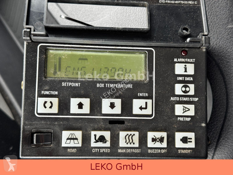 شاحنة Mercedes 1830 Mit Carrier Sp 850