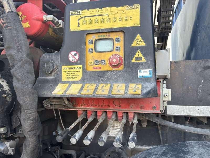 شاحنة Iveco  GRUE TRAKKER 410