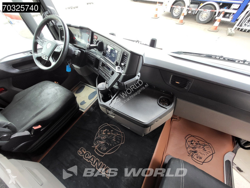 شاحنة Scania 560  6X2 etarder Full Air Euro 6