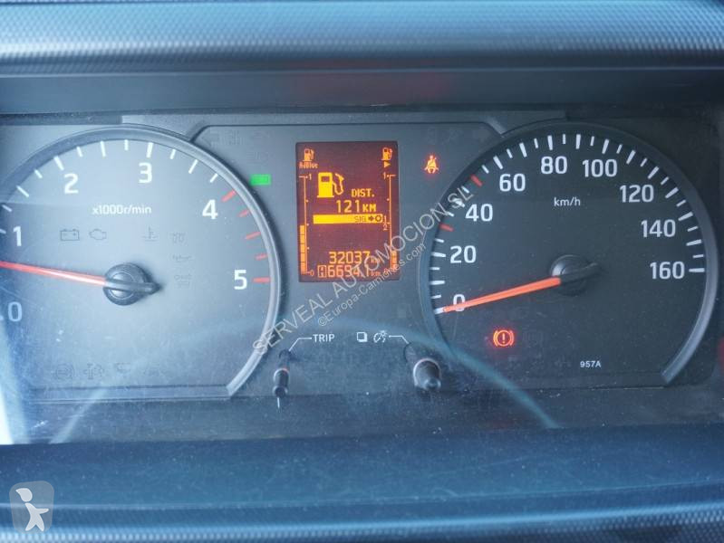 شاحنة Nissan