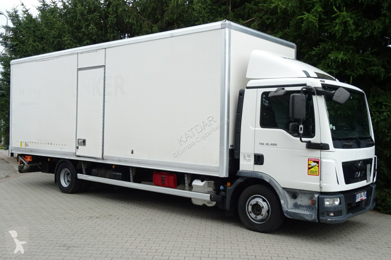 شاحنة MAN TGL 12.220 Euro 6 kontener 18p 423...