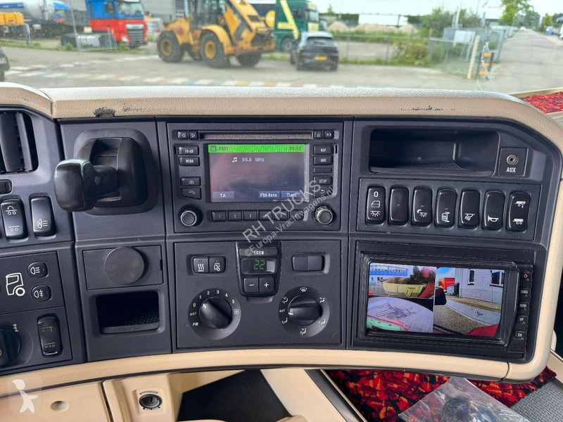 شاحنة Scania R520 V8 8X2 EURO 6 KIPPER + HMF...