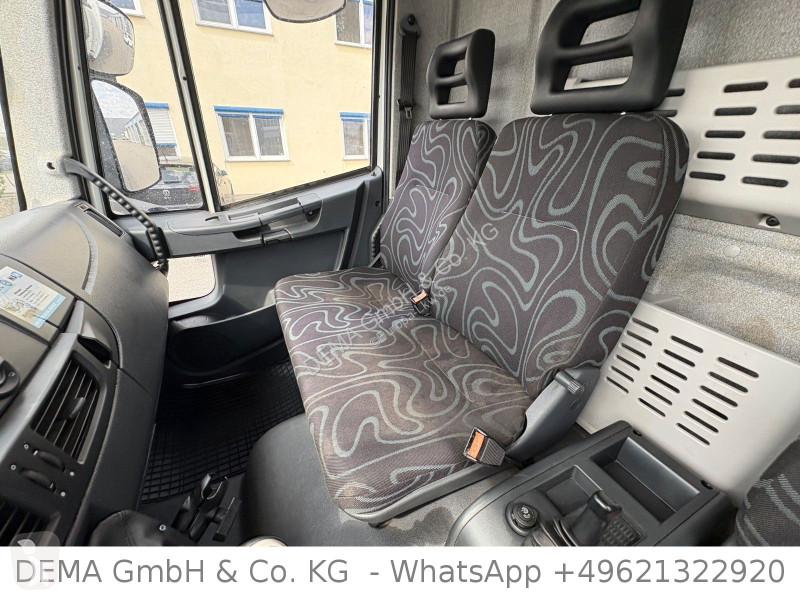 Vrachtwagen Iveco...