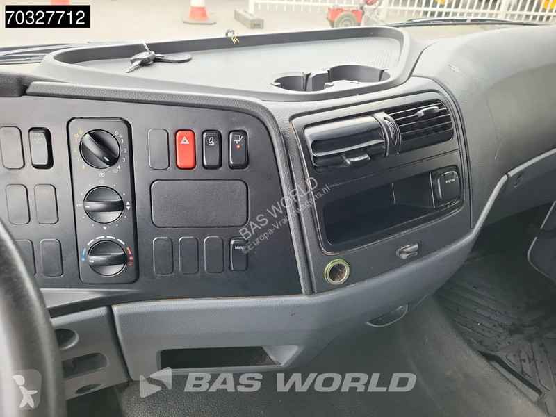 شاحنة Mercedes 816 4X2 Manual 6mtr Box...