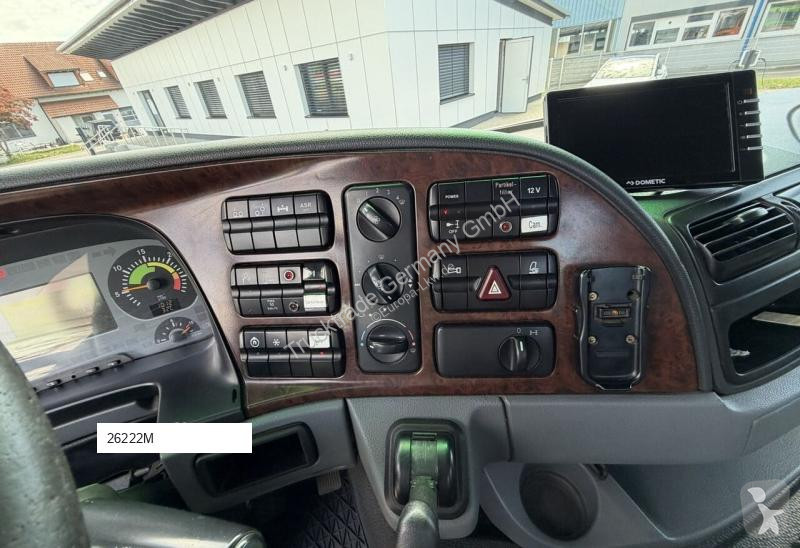 شاحنة Mercedes WK 423 T