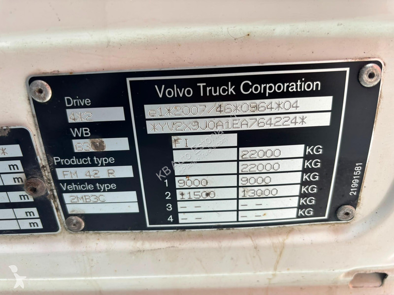 Camion Volvo FM 330 4x2 PK 12002 / PLATFORM...