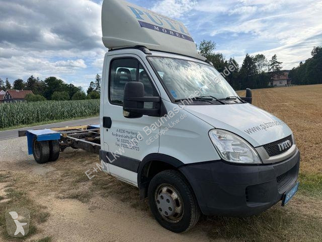 شاحنة Iveco 35C17 FAHRGESTELL