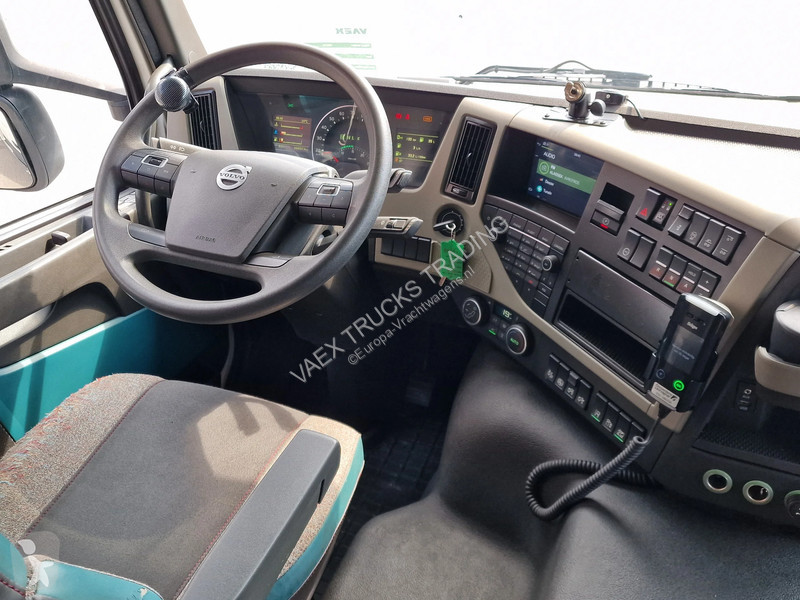 شاحنة Volvo 460 full air - VEB - Zepro lift -...
