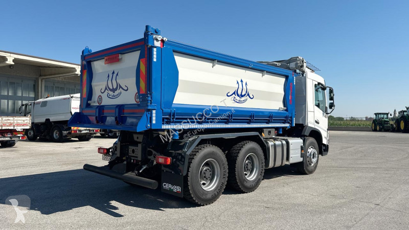 شاحنة Volvo FMX 460 6X4
