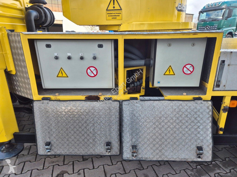 Camion MAN TGL 4x2 Bison Palfinger TKA 30