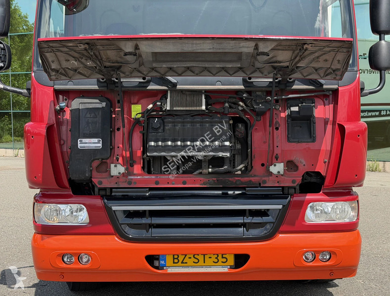 شاحنة DAF 75310 EURO 5 FT BURGERS BOX TAIL LIFT...