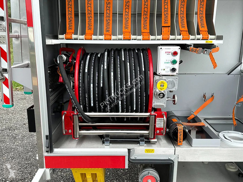 Lastbil Renault D16 Fire Fighter Truck (7 units)