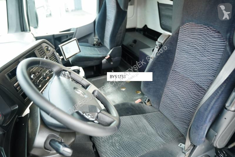شاحنة Mercedes AROCS 3243