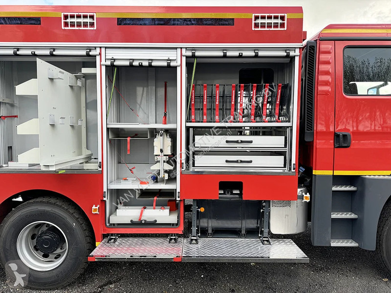 Ciężarówka MAN TGM BB CH Fire Fighter Truck (11...