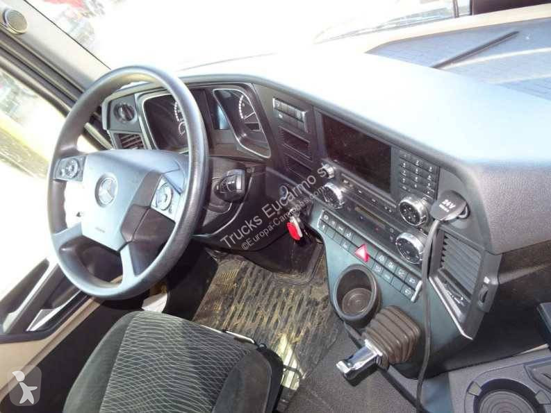 Lastbil Mercedes