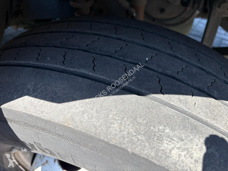 Грузовик Volvo 12250 + THERMO KING T-1000 R +...