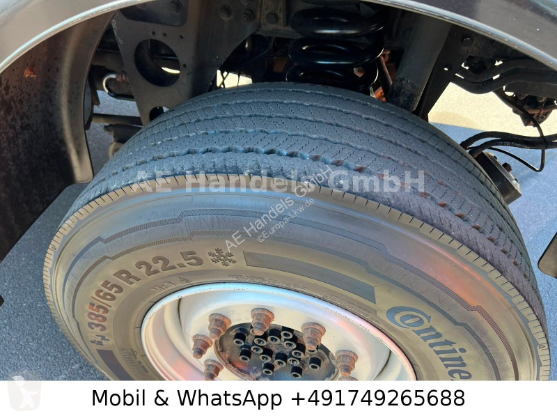 شاحنة Mercedes U423...
