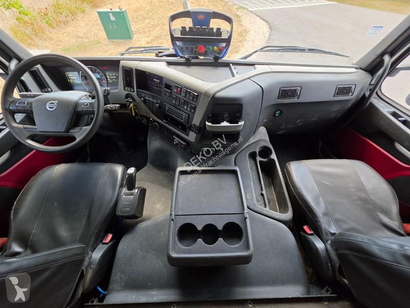 شاحنة Volvo 420 2x CRANE/TIPPER EURO6!!2030...