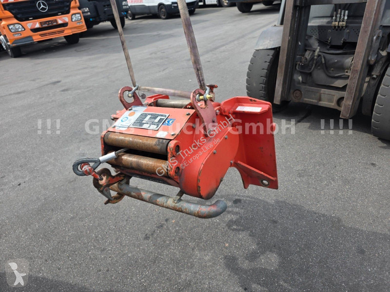 Camion Mercedes 1841 / 4X4 / 13m Hiab Kran /...