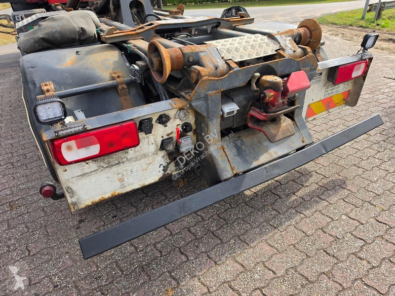 Vrachtwagen DAF 510 Palfinger Z crane. HOOK...