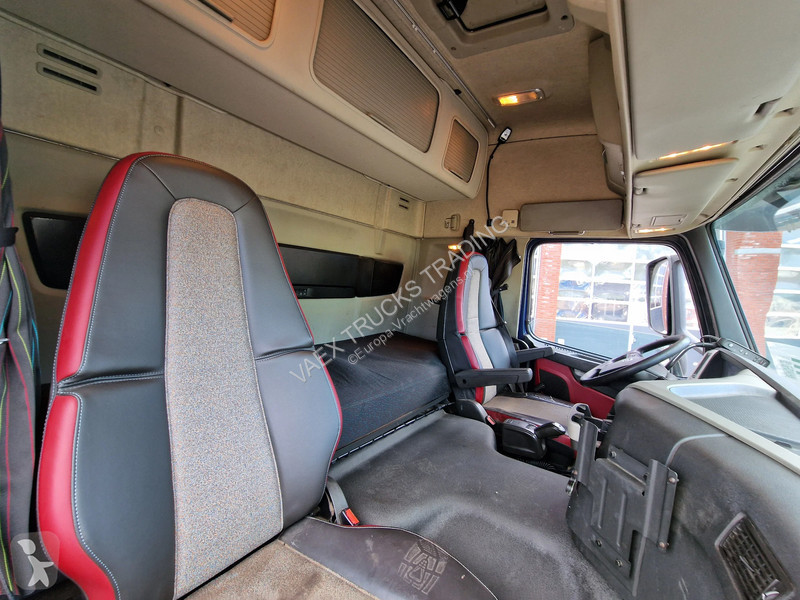 Camion Volvo 13500 Globetrotter 8x4*4 - Cable...