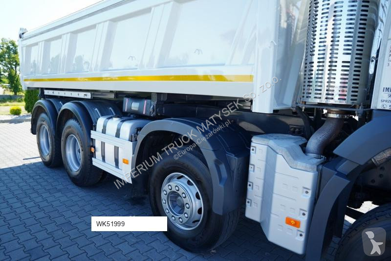 Camion MAN FMX 450