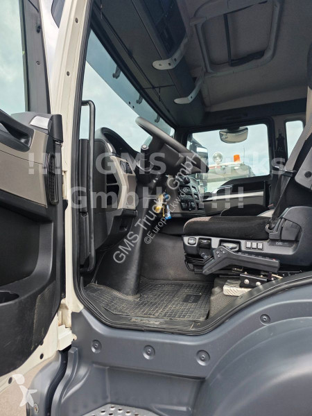 Camion MAN 33.470 / 6X4 / Hiab /33ton Chassis/...