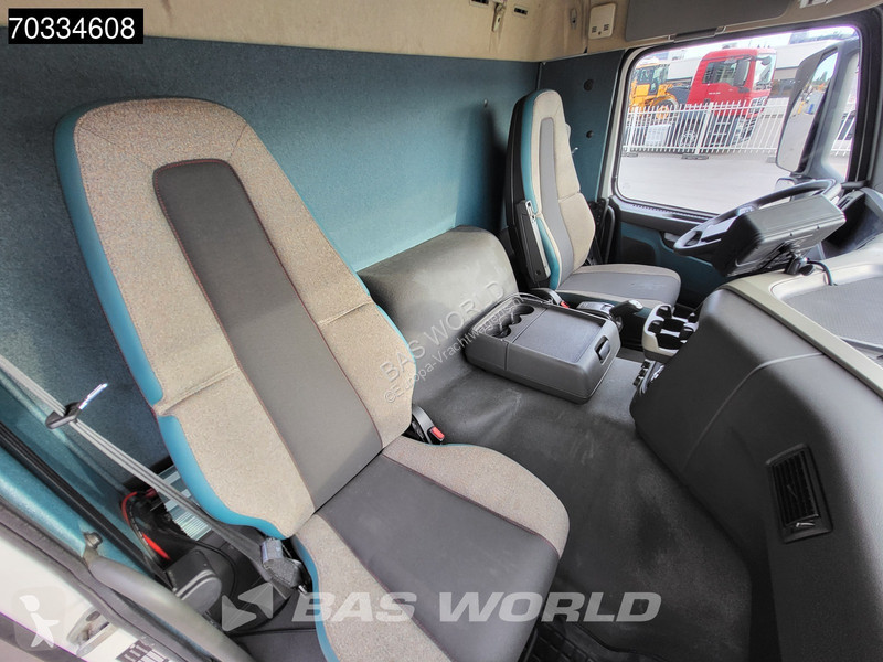 Vrachtwagen Volvo 330  6X2 Full Air suspension...