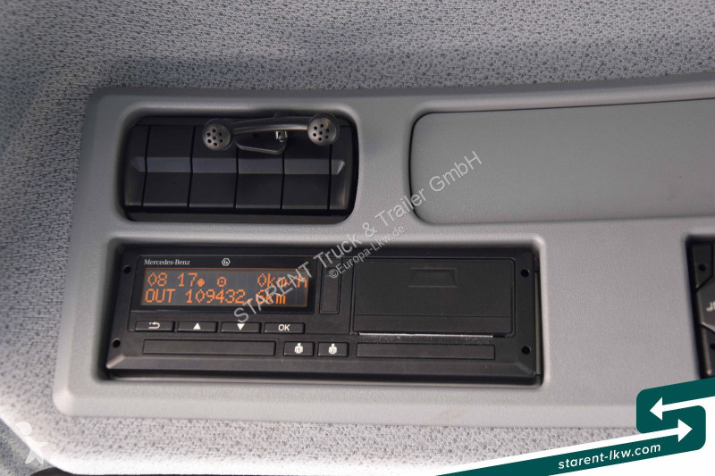 Camion Mercedes 1330L 4x2 Abschleppwagen...