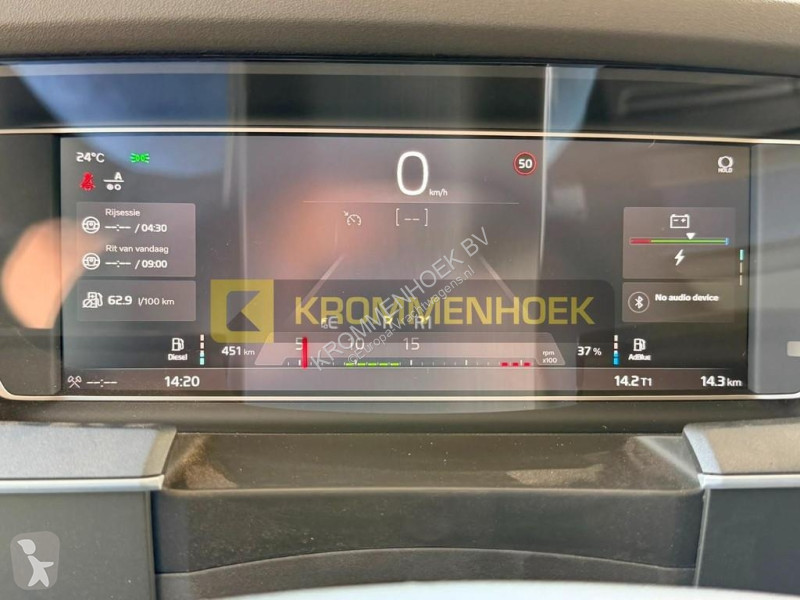 Трал Volvo FH 500 8x2 Machine transporter | New