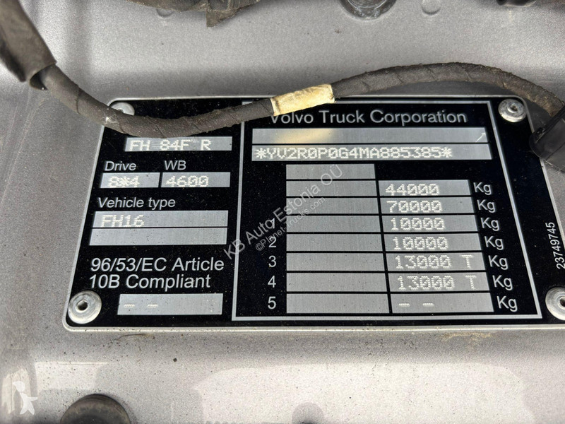 Camión Volvo 750 8x4 RETARDER / TANDEM AXLE...