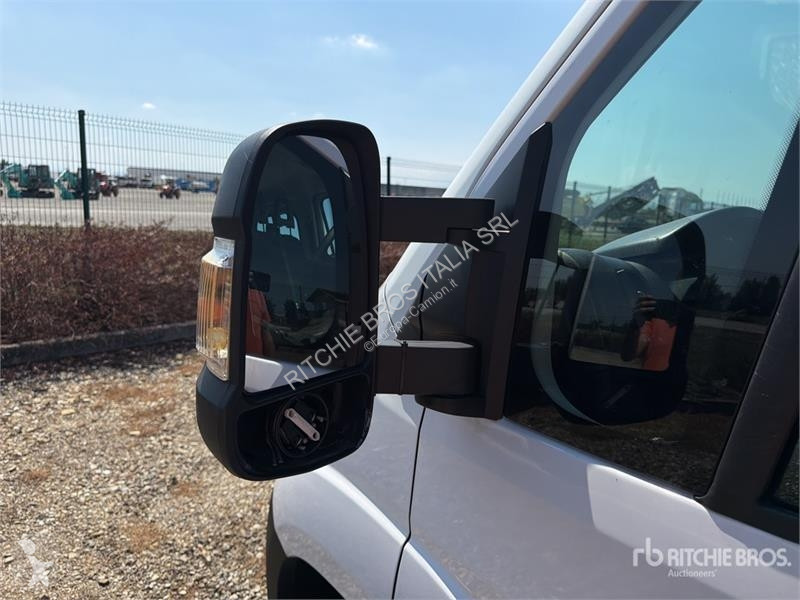 Kamion Opel 2.2 Crew Cab 103 KW DOKA PR L3...