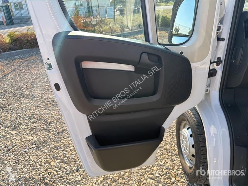 Kamion Opel 2.2 103 KW KO/LBW L4 Van Truck